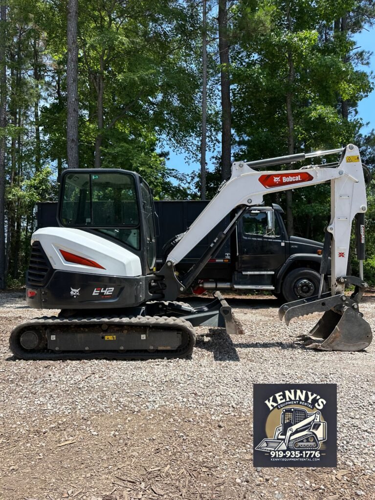 Bobcat E42 Rental